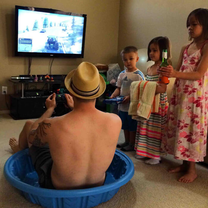 20+ Funny Photos Why Babies Should Not Be Left Alone With Their Dads