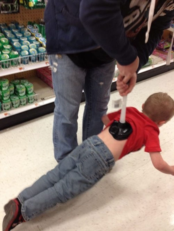 20+ Funny Photos Why Babies Should Not Be Left Alone With Their Dads