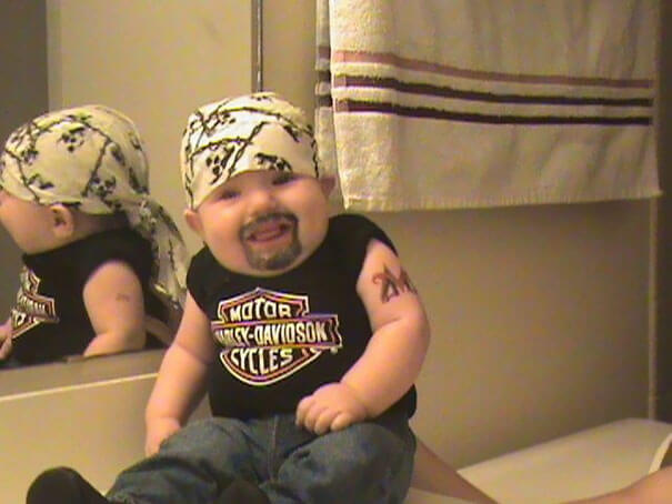 20+ Funny Photos Why Babies Should Not Be Left Alone With Their Dads