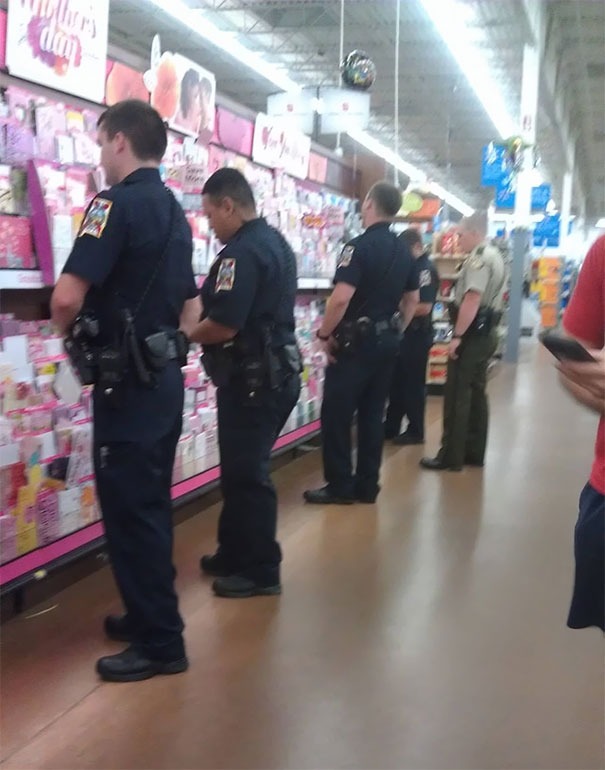 45+ Pictures People Couldn’t Believe Their Eyes At The Store